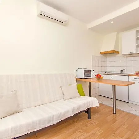 Apartments Zecic Omiš Kültér fotó