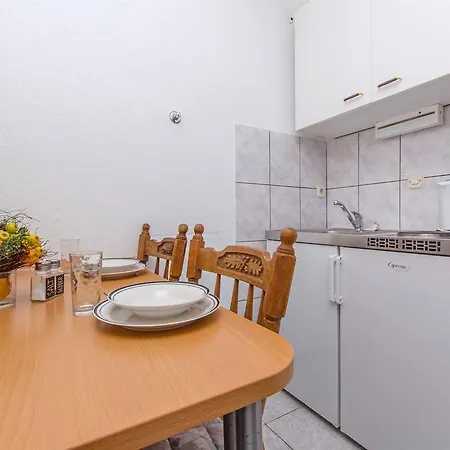 Apartments Zecic Omiš Kültér fotó