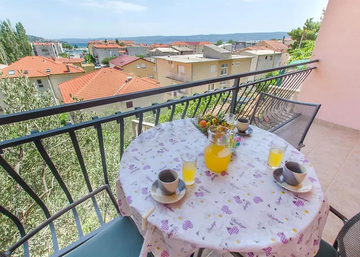 Apartments Zecic