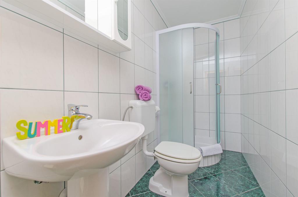 Apartment Zecic Omiš