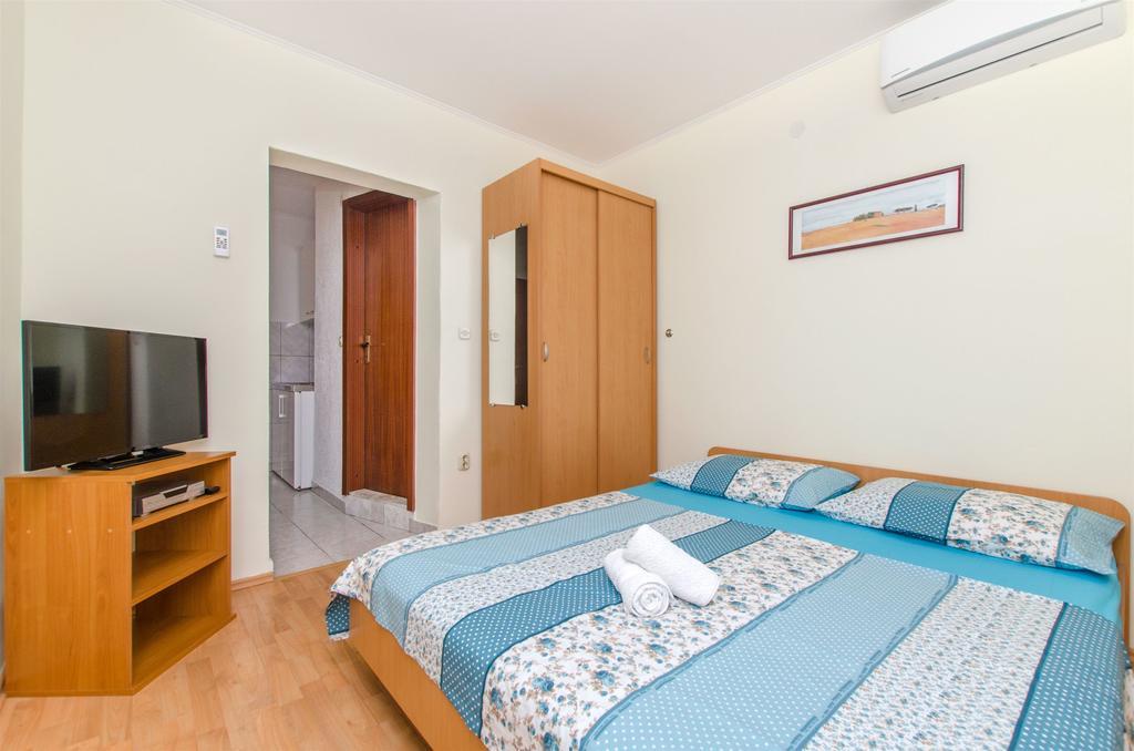 Apartment Zecic Omis